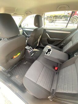 Škoda octavu combi 2.0TDi 135kw - 10