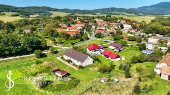 Rodinný dom so štyrmi bytovými jednotkami v obci Beluj - 10