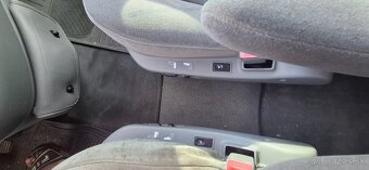 Peugeot 806 2.0 HDI - 10