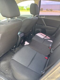 •Mazda 3 77KW 1.6 benzin - 10