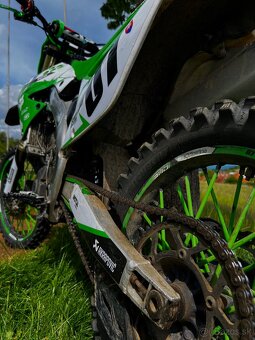 Kawasaki KX250F - 10