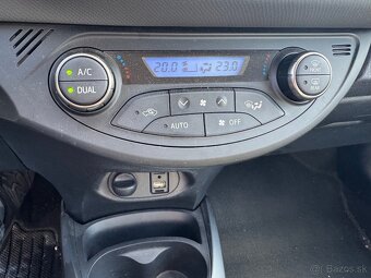 Toyota Yaris 1,5 Hybrid NAVI Kamera 2016 - 10