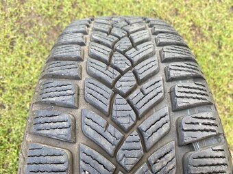 Zimné pneu 215/65 R16 - 10
