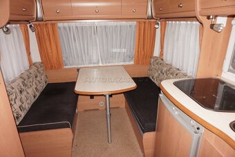 Ponúkam na predaj celoročný karavan AVENTO - 10