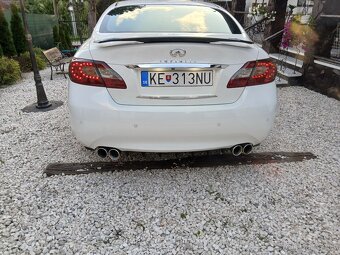 infiniti M37s - 10