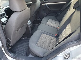 Škoda Octavia Combi 1.6 TDI CR DPF Ambiente - 10