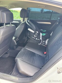 Volkswagen Passat 2.0 TDi - 10