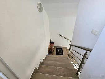 Chorvátsko prvý rad pri mori. - 10