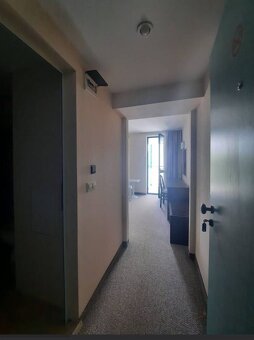 Jednoizbový apartmán v letovisku Zlaté Piesky - 10