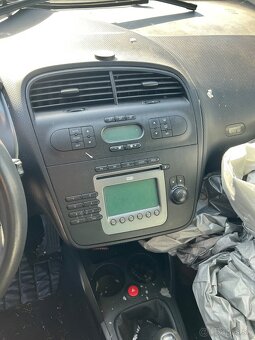 Rozpredam na náhradné diely Seat Altea - 10