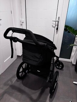 THULE Urban Glide 4-kolesový športový kočík Black
- 10