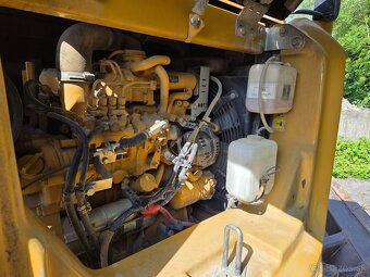 CAT 308 E pásový otočný bager - 10