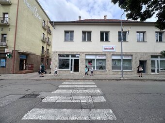 Obchodný priestor v centre Piešťan 75 m2 - 10