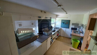 Chata na vlastnom pozemku obklopená lesmi Myjavské kopanic - 10