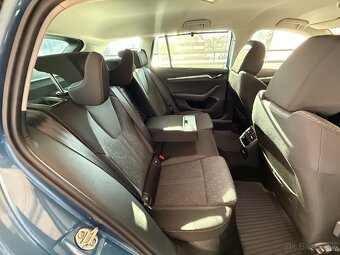 Škoda Octavia Combi 2.0 TDI AT7 2020 - 10