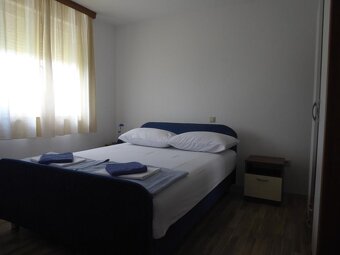CHORVÁTSKO, ubytovanie v apartmánoch pri pláži - 10