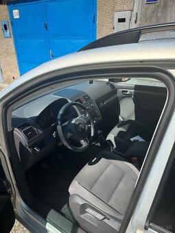 VW Touran 1.6 77 kW webasto - 10