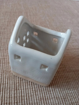 Keramický svietnik domček na čajový kahanček 7x5,3 cm - 10