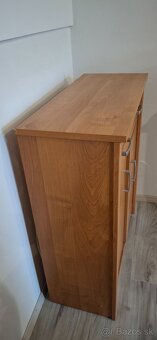 Komoda, nočný stolík, písací stolík, postel - 10
