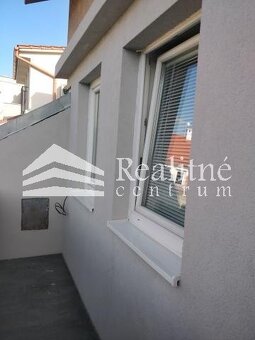 Predám 1 + KK s balkónom - 10