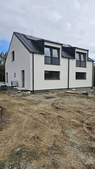 Rodinný DVOJDOM - 10