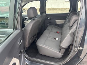 Dacia Lodgy 1.6i - 10