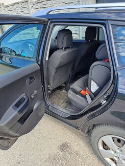 Predám Kia Ceed SW 1,4 77kw - 10
