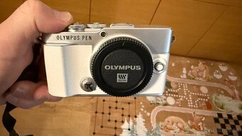 Olympus PEN E-P7 - TOP stav - 10