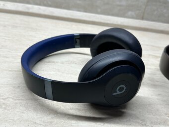 Beats Studio Pro Wireless (black, brown, blue) - 10