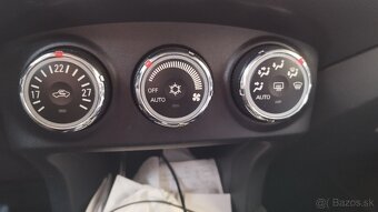 Mitsubishi Outlander 2,2DID,7miestne,automat - 10