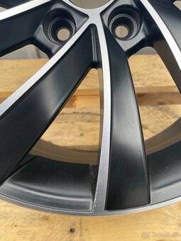 Elektróny 17x7 5x112 et40 škoda superb octavia karoq - 10