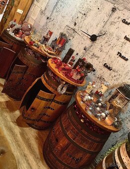 Nabytok z dubovych sudov - 10