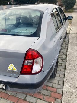 Renault Thália - 10