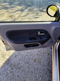 Renault Thalia 1.2 55KW 2011 - 10