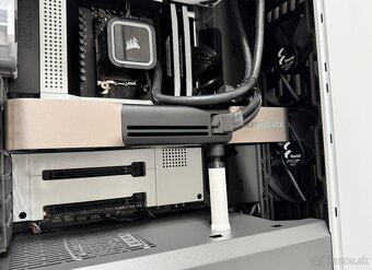 Ryzen 9 9950X3D\32GB\RTX 5080\SSD\1200W Zdroj - 10