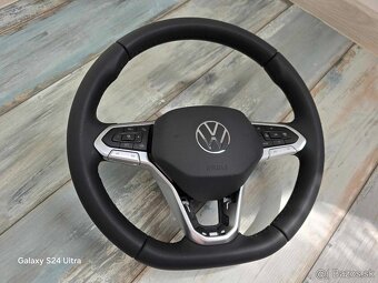 Multifunkcny volant VW Golf 8 - 10