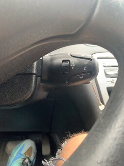 Peugeot 308 1.6 HDI PREMIUM výbava - 10