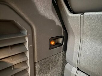 / REZERVOVANÉ / Volkswagen T7 Multivan 2.0 TDI Style DSG - 10