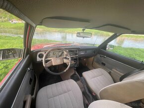 Ford Cortina - 10