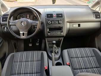 Volkswagen Touran 2.0 TDI CROSS - 10
