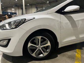Hyundai i30 1.6 CRDi 81kW Family – 1. majiteľ, STK/EK do 27 - 10