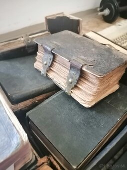 sakrálné knihy - 10