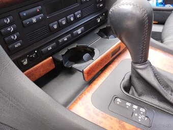 BMW 735i e38 - 10