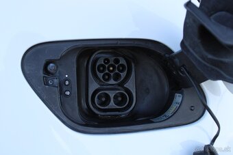 VW E-GOLF 100kw-2019-dig.bud.,acc temp.,navi. - 10