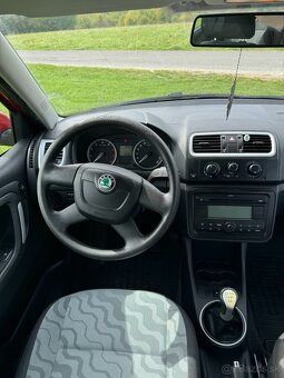 Škoda Fabia 1.2 HTP (2010) - 10