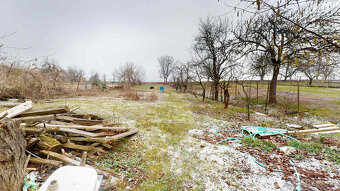 Na predaj: Starší rodinný dom v obci Horné Dubové – 130 000 - 10