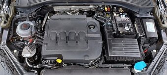 Škoda Superb Combi 2.0 TDI SCR Style 4x4 DSG Možný Leasing - 10