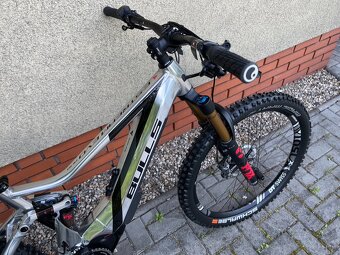 BULLS E-Stream EVO AM6 27,5+" Brose S-Mag 90Nm, 750Wh, 49cm - 10