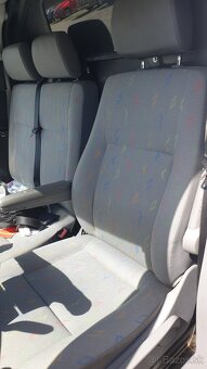 Volkswagen Transporter T5 - 10