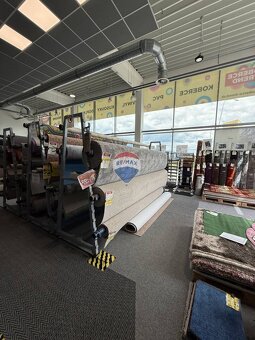 PRENÁJOM - Obchodné priestory 220m2 v nákupnom centre TATRY, - 10
